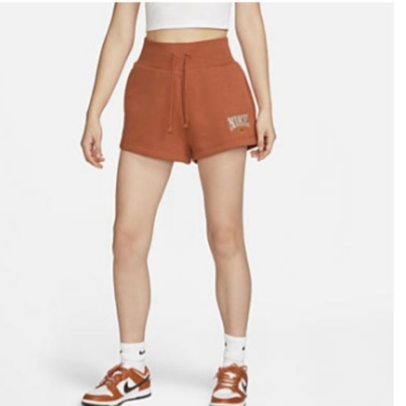 Nike Phoenix fleece shorts small - Picture 2 of 5